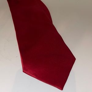 100% Silk FRANCO BOTIA Red tie.